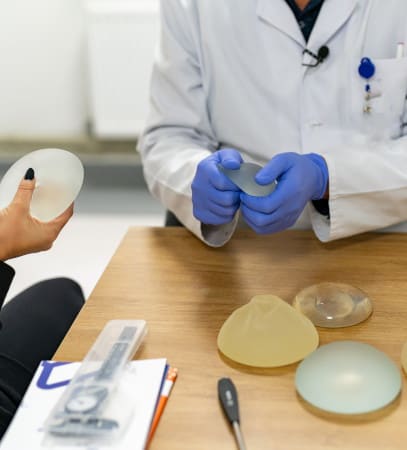 Comparing breast implants